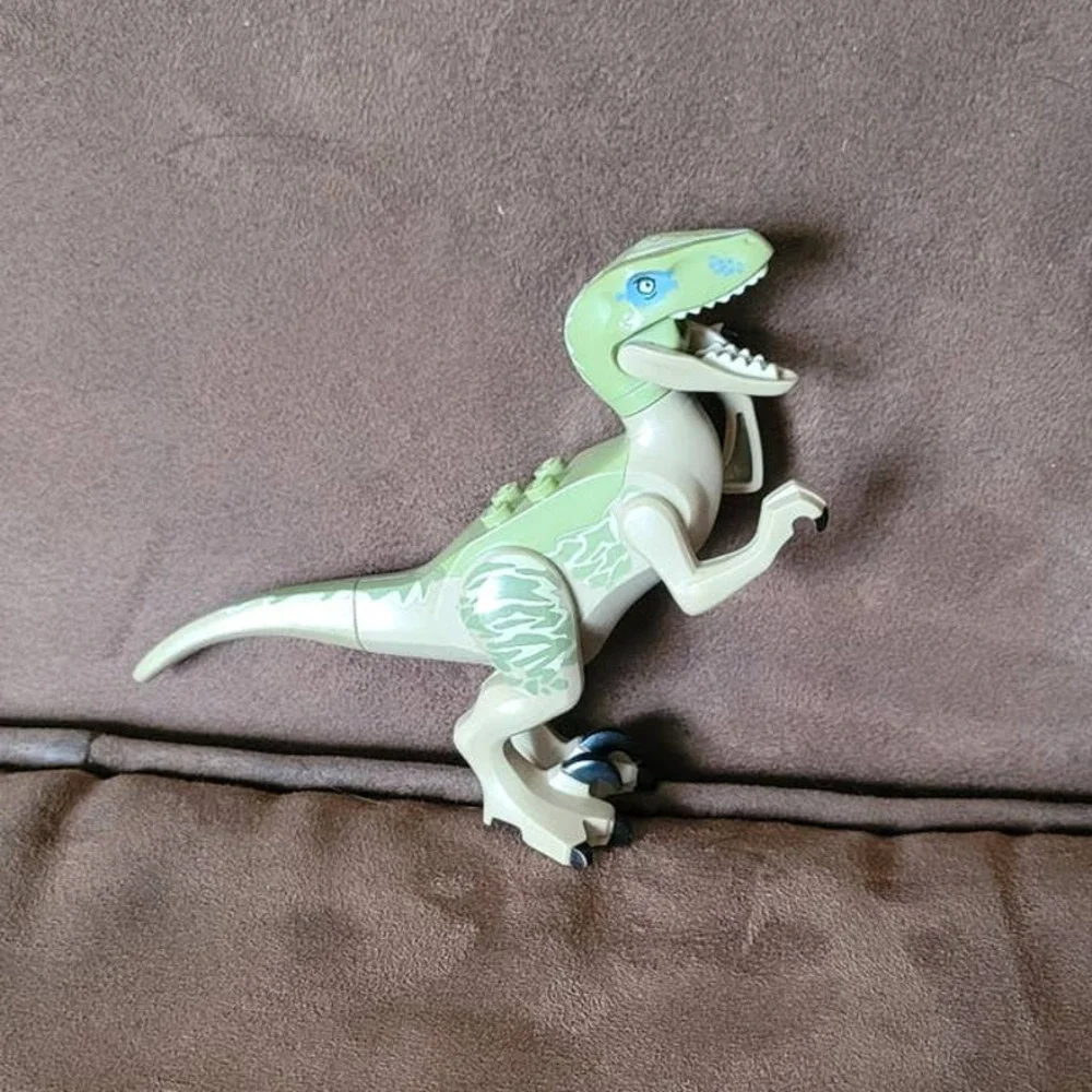 Light Green Lego Velociraptor Jurassic World